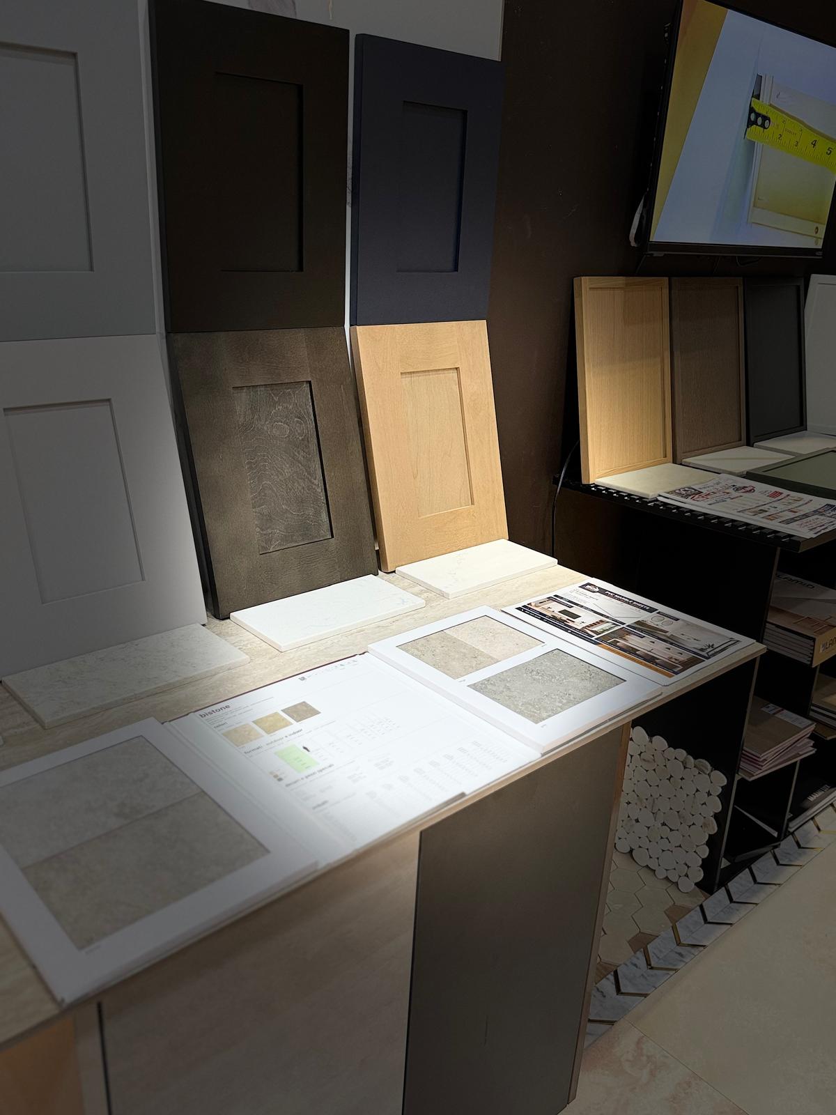 Showroom de puertas, gabinetes y porcelanato - SCS Home Supply Miami Gardens